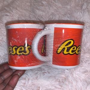 🌟VINTAGE 90’s REESES COFFEES MUGS🌟